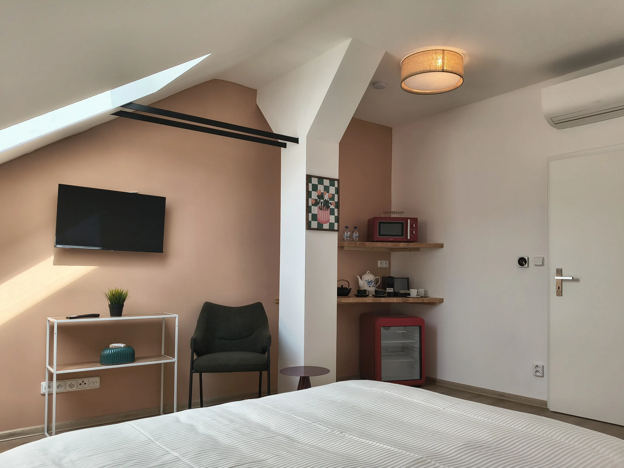 Innenraum oder Badezimmer von Zimmer 402 bei CHILL Apartments