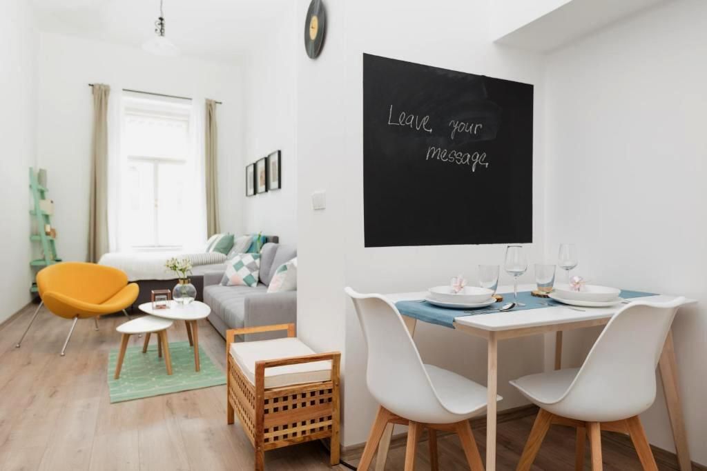 Open-plan living with a kitchenette